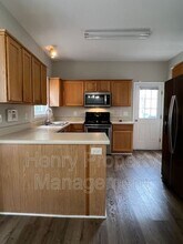5716 Brookshadow Dr in Raleigh, NC - Foto de edificio - Building Photo