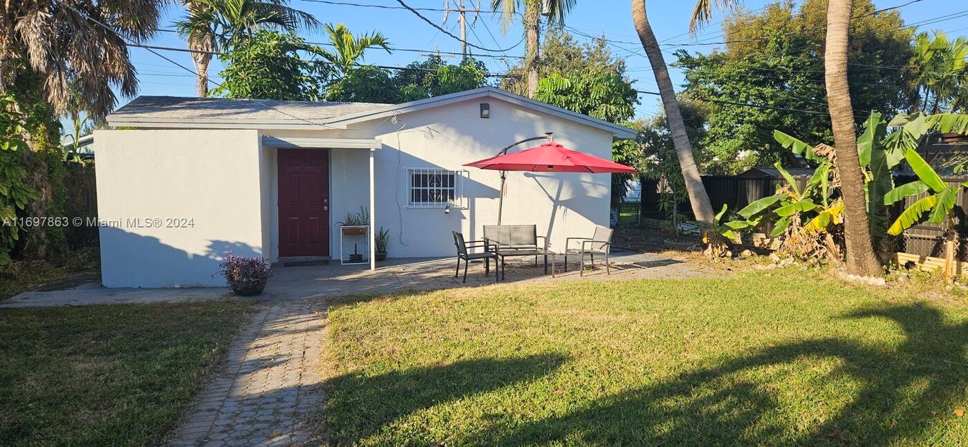 4831 NW 4th Ter in Miami, FL - Building Photo