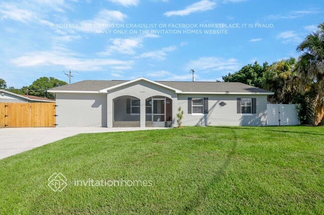 6008 Fortune Pl in Apollo Beach, FL - Building Photo - Building Photo