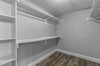 Renata on Fredericksburg in San Antonio, TX - Building Photo - Building Photo