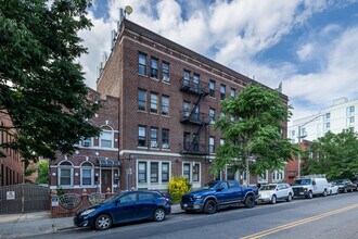 2525 Beverley Rd in Brooklyn, NY - Building Photo - Building Photo