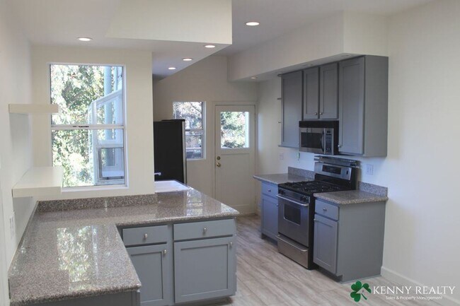 635a Castro St in San Francisco, CA - Building Photo - Building Photo