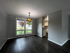 8342 SW Tygh Loop in Tualatin, OR - Building Photo - Building Photo