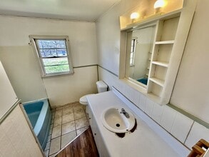 300 E Main St in Asher, OK - Building Photo - Building Photo