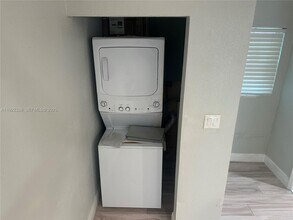 20250 SW 182nd Ave in Miami, FL - Building Photo - Building Photo