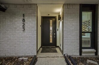 1825 Arundel Dr, Unit 0616 in Carrollton, TX - Building Photo - Building Photo