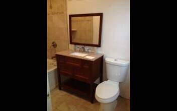 200 Brooks St, Unit #1 in Boston, MA - Building Photo - Building Photo