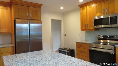 24 Congress St in Stamford, CT - Building Photo - Building Photo