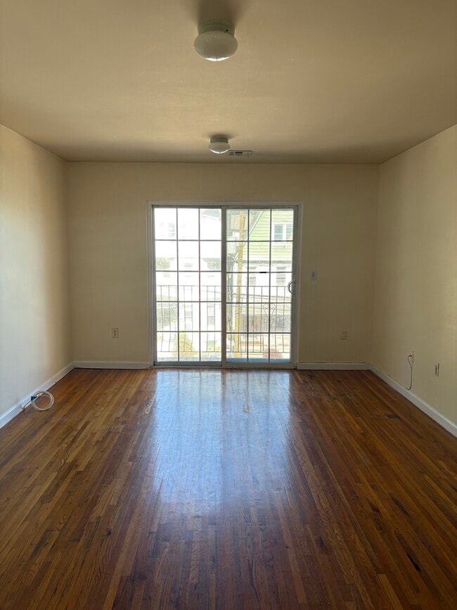 60 Arlington Ave, Unit 2 in Newark, NJ - Building Photo - Building Photo
