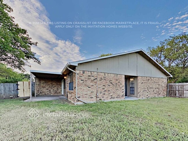 6101 Greenlawn St in Rowlett, TX - Building Photo - Building Photo