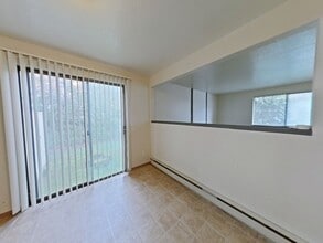 1645 SE 23rd Ct in Albany, OR - Building Photo - Building Photo