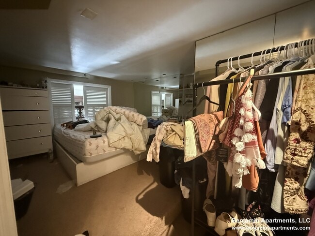 113 Beacon St, Unit 2 REAR in Boston, MA - Building Photo - Building Photo