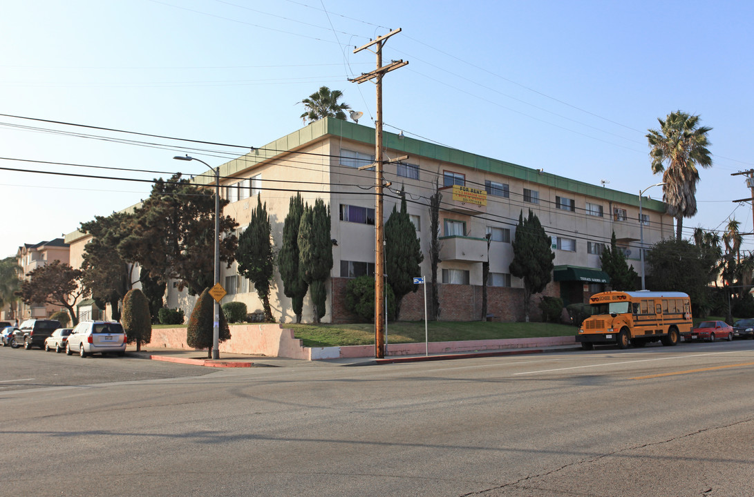 12633 S Figueroa St in Los Angeles, CA - Building Photo