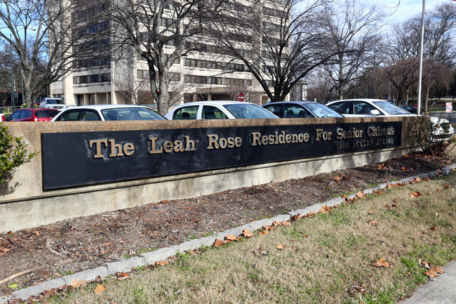 Leah Rose Residence for Senior Citizens in Nashville, TN - Foto de edificio - Building Photo