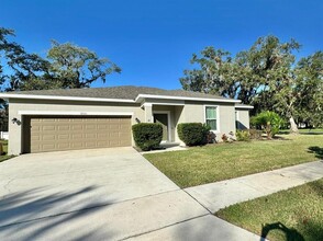 3200 Coastal View Ct in Kissimmee, FL - Building Photo - Building Photo