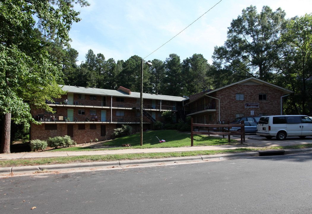 Arrowhead Apartments in Durham, NC - Building Photo