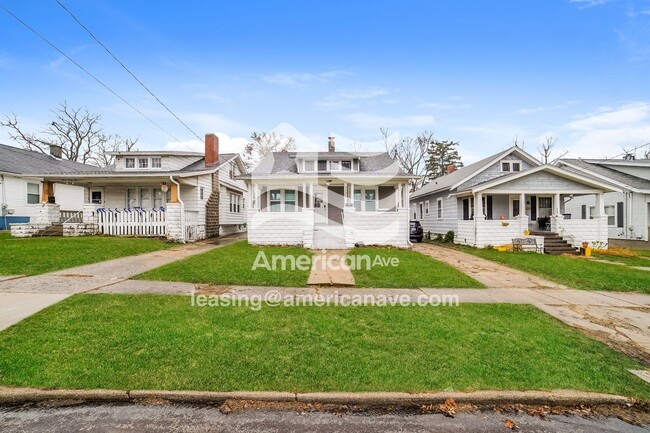 1125 W McClure Ave in Peoria, IL - Building Photo - Building Photo