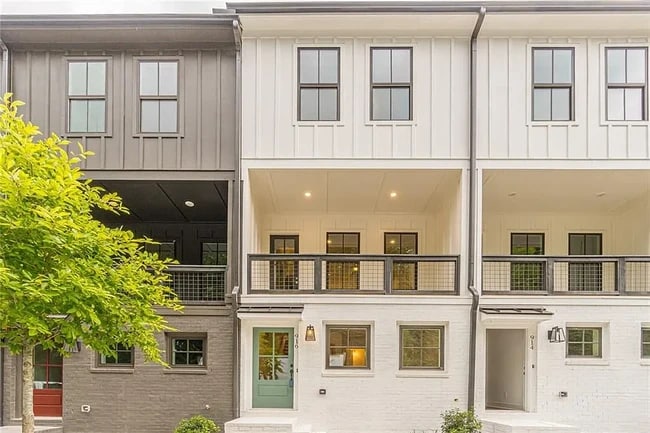 912 Spencer Ave in Atlanta, GA - Foto de edificio - Building Photo