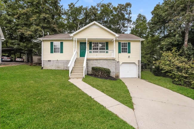 property at 425 Jonesboro Ct