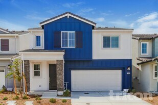 1280 Victorian St in Lincoln, CA - Building Photo