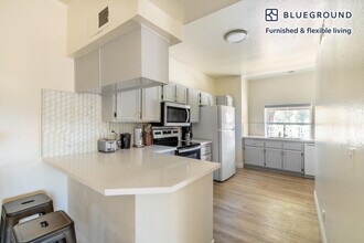 624 Indian Oak Ln in Oak Park, CA - Building Photo - Building Photo