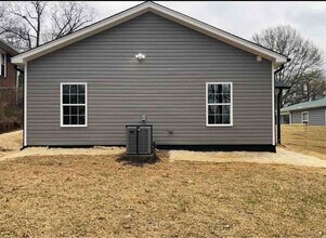 1110 Thurmond St in Winston-Salem, NC - Building Photo - Building Photo