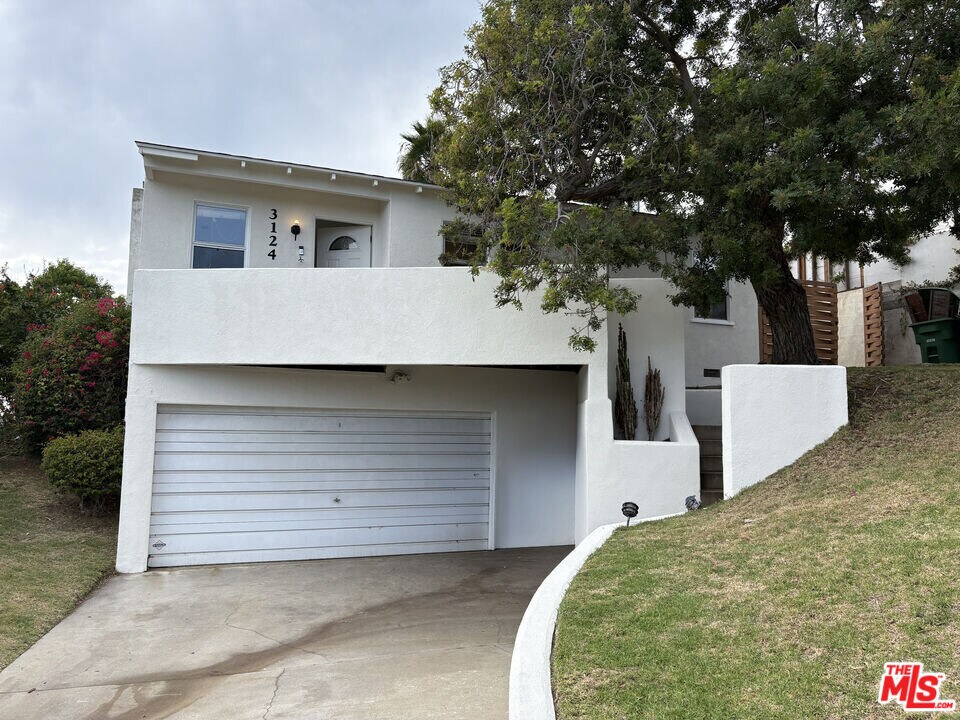 3124 18th St in Santa Monica, CA - Foto de edificio
