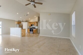 1810 NW 21st Terrace in Cape Coral, FL - Building Photo - Building Photo