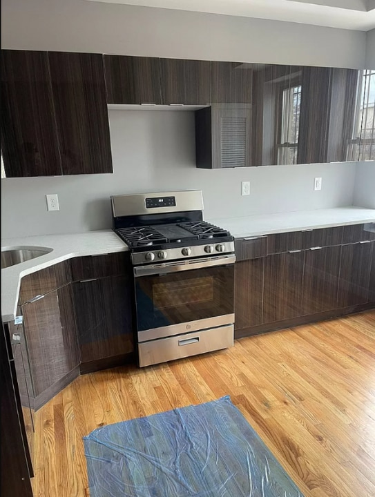 585 Central Ave in Newark, NJ - Building Photo