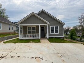 702 Moore St in Chattanooga, TN - Building Photo