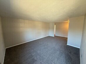 4918 Dwight Dr in Fort Wayne, IN - Building Photo - Building Photo