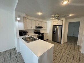 5253 Harlem Rd in Loves Park, IL - Building Photo - Building Photo