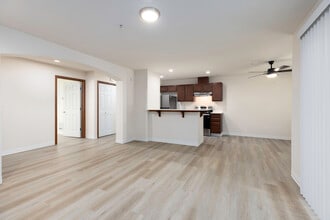 Brandon Place Apartments in Maple Valley, WA - Building Photo - Building Photo