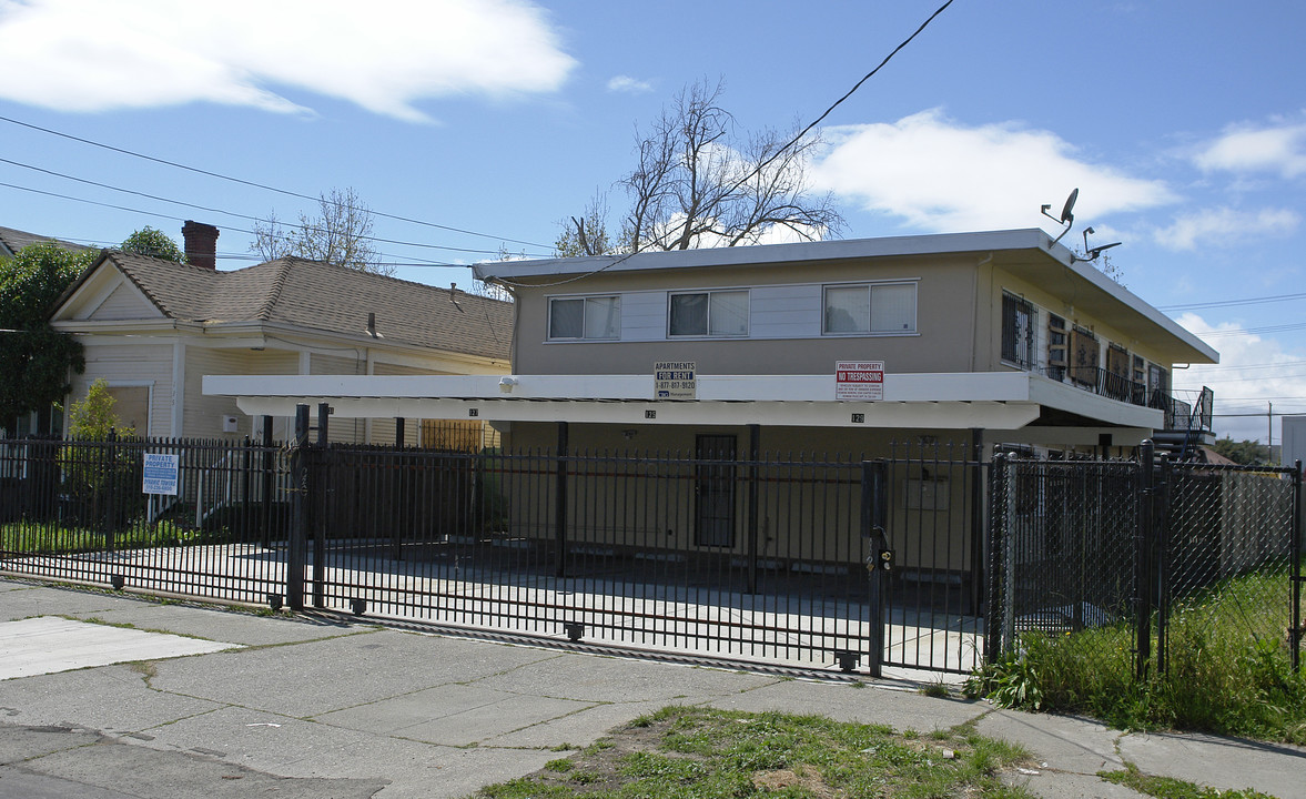 125-131 S 3rd St in Richmond, CA - Building Photo