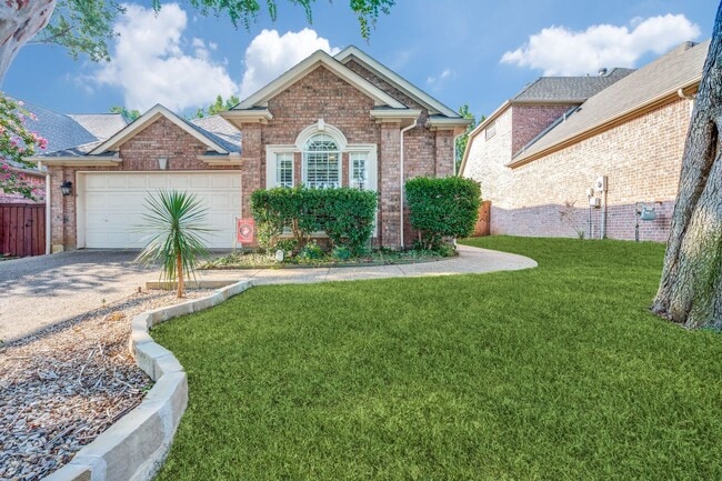 property at 1616 Villa Ct