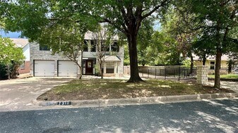 7310 Napier Trail in Austin, TX - Building Photo