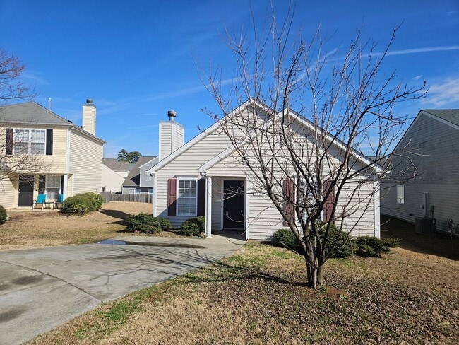 3413 Fatima Ct in Raleigh, NC - Building Photo - Building Photo