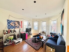 17 Parker Hill Ave, Unit 2 in Boston, MA - Building Photo