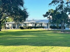 2801 W Canal St N in Belle Glade, FL - Building Photo