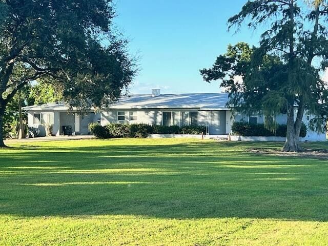 property at 2801 W Canal St N