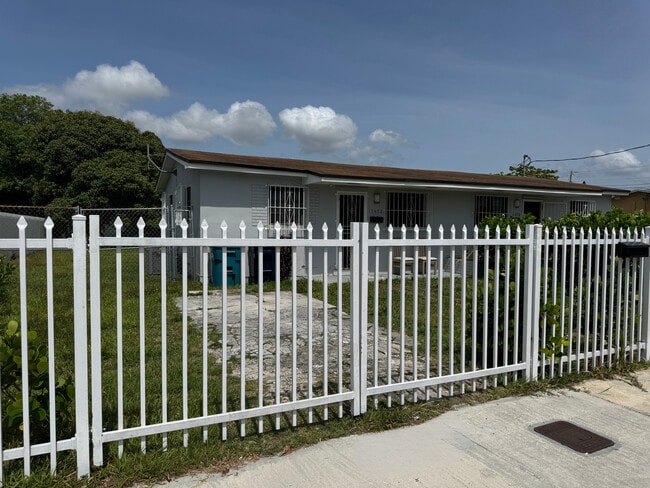 property at 17472 SW 105th Ave