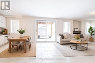 149 Silver Maple Rd in Richmond Hill, ON - Building Photo