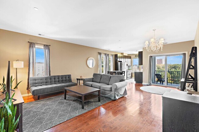 71 NORTH St-Unit -503 in Jersey City, NJ - Building Photo - Building Photo