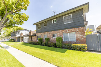 Juno Avenue Apartments in Anaheim, CA - Building Photo - Building Photo