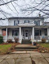 125 Meyers Ave, Unit 3 in Meyersdale, PA - Building Photo