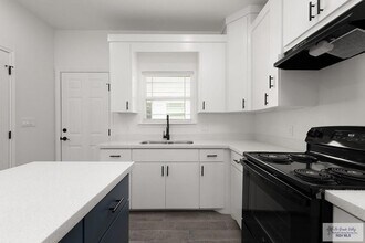 405 Lion's Villa Ave in La Feria, TX - Foto de edificio - Building Photo