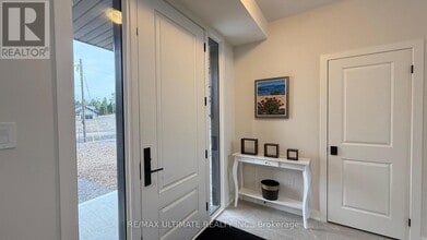 1166 Echo Hills Rd in Huntsville, ON - Building Photo - Building Photo