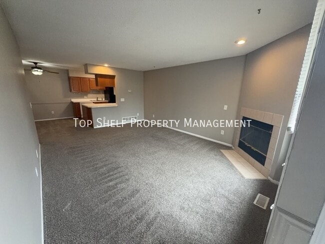 1122 SE Mill Pond Ct in Ankeny, IA - Building Photo - Building Photo