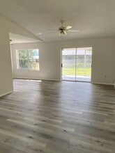 3235 Pafko Dr in Sarasota, FL - Building Photo - Building Photo