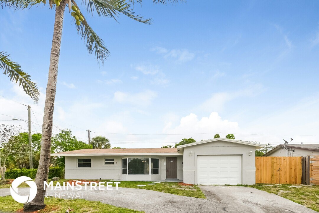 2360 NW 60th Ave in Sunrise, FL - Foto de edificio